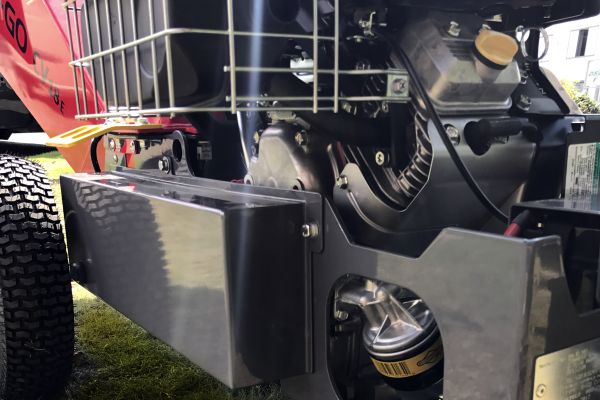 Monocoque chassis with double brake transmission