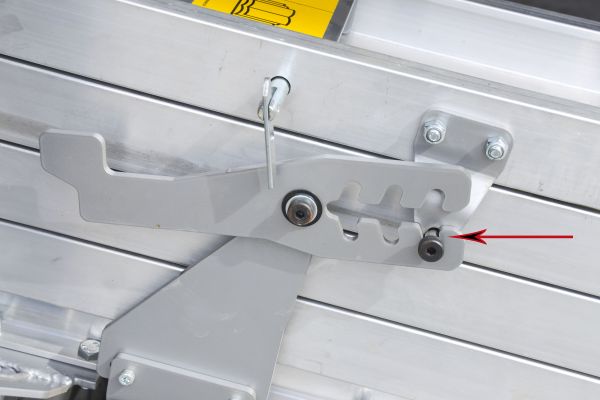 Automatic transport lock